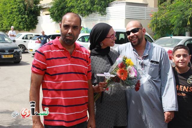 كفرقاسم -فيديو : حجا مبرور وسعيا مشكورا .. حجاج حافلة الحاج احمد الصوص تصل البلدة بسلام ودموع الفرح تغمر الجميع 